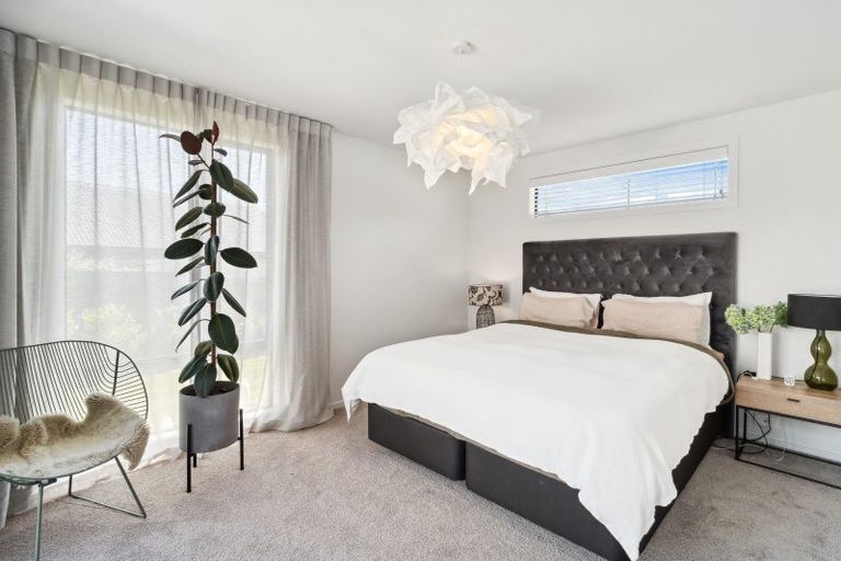 Photo of property in 9 Centre Crescent, Wanaka, 9305