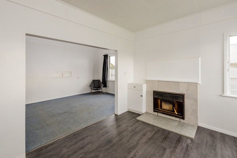 Photo of property in 12 Stuckey Street, Levin, 5510