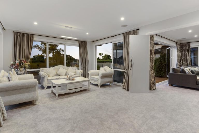 Photo of property in 13 Milano Boulevard, Karaka, Papakura, 2113