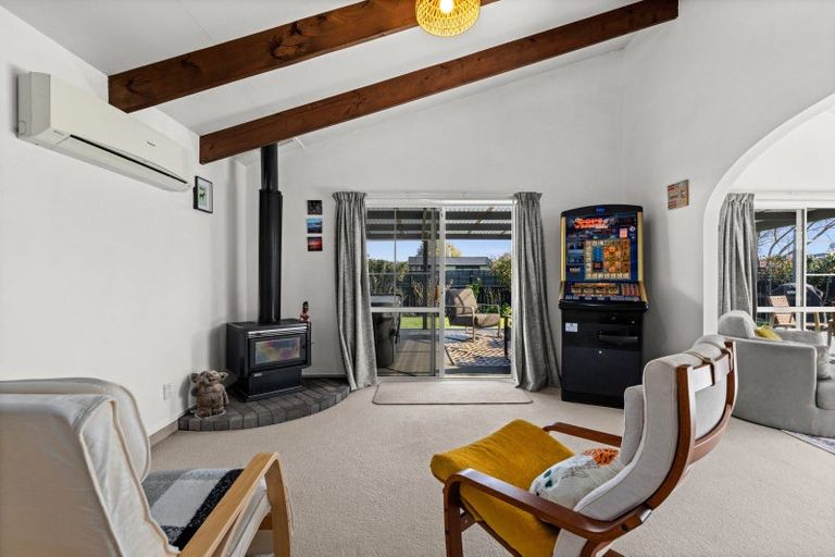 Photo of property in 1229 Louie Street, Parkvale, Hastings, 4122