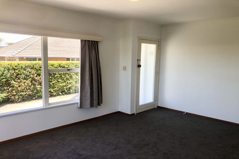 Photo of property in 1/13 Stanley Avenue, Milford, Auckland, 0620