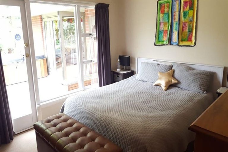 Photo of property in 205a Matsons Avenue, Papanui, Christchurch, 8053