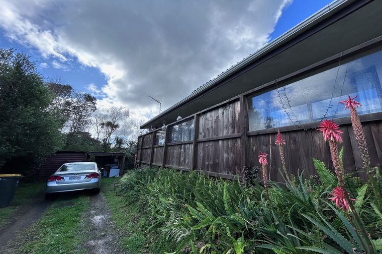Photo of property in 2/34 Glencourt Place, Glenfield, Auckland, 0629