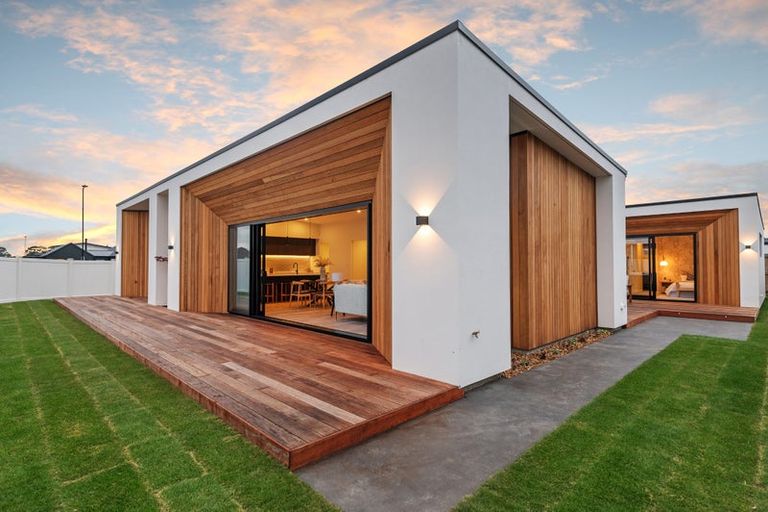 Photo of property in 18 Timara Crescent, Marshland, Christchurch, 8083