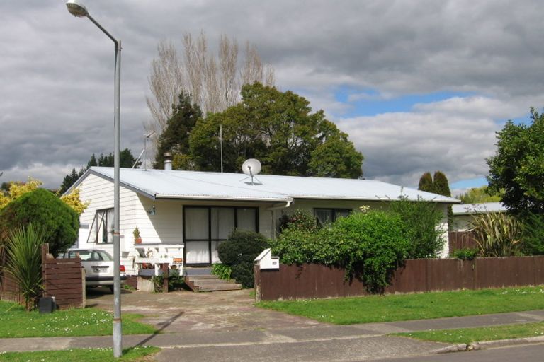 Photo of property in 22 Olivine Street, Poike, Tauranga, 3112