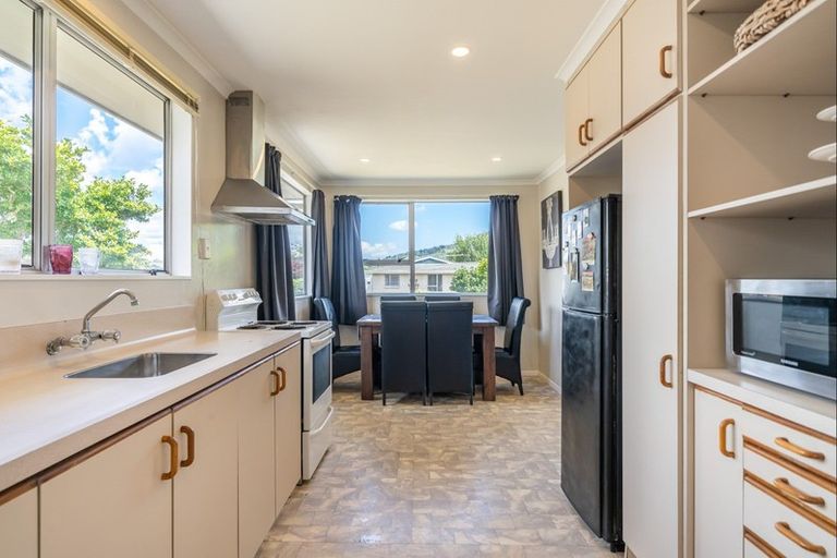 Photo of property in 20 Shanly Street, Brown Owl, Upper Hutt, 5018