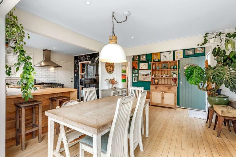 Photo of property in 120 Parkhurst Road, Parakai, 0830