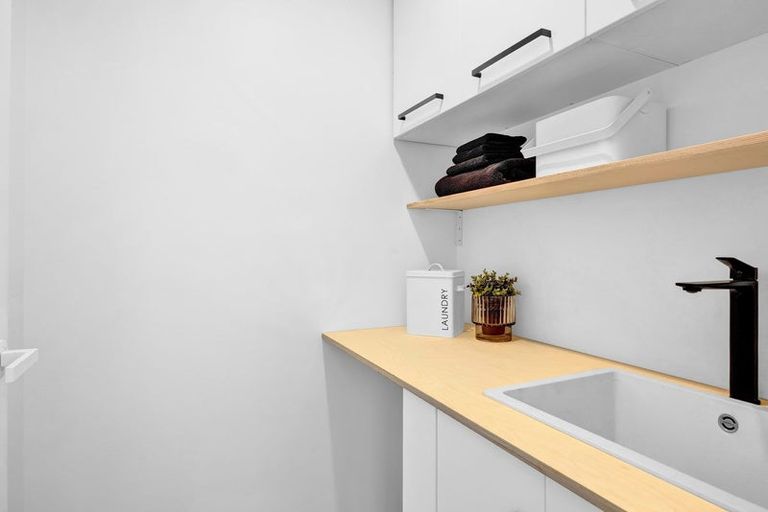 Photo of property in 386 Kaihihi Road, Okato, New Plymouth, 4381