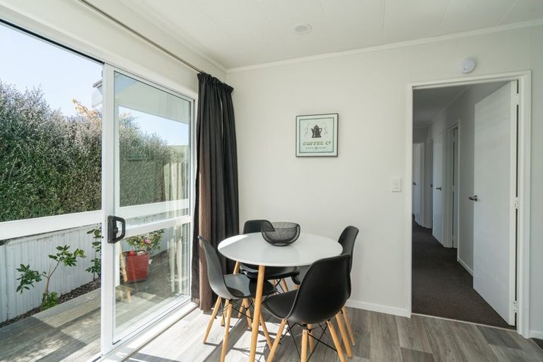 Photo of property in 108 Tamatea Road, Taupo, 3330