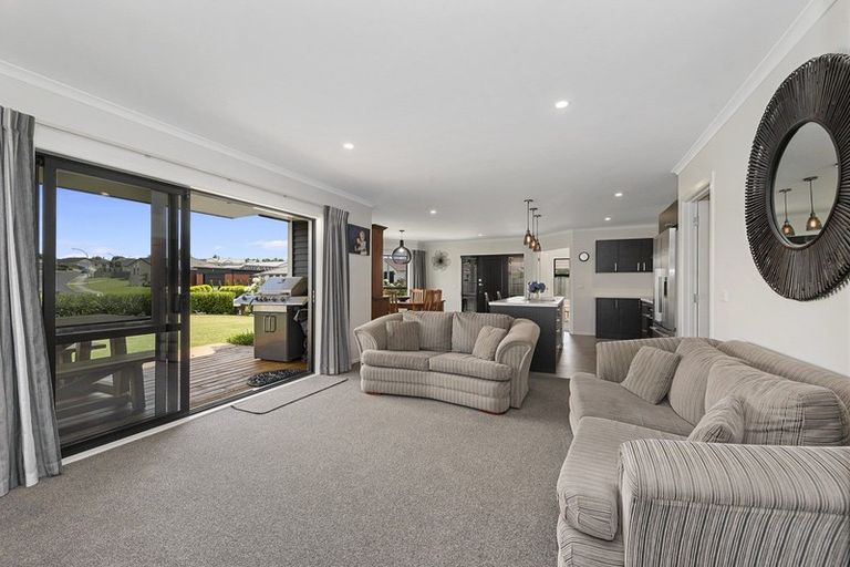 Photo of property in 32 Meadowview Drive, Morrinsville, 3300