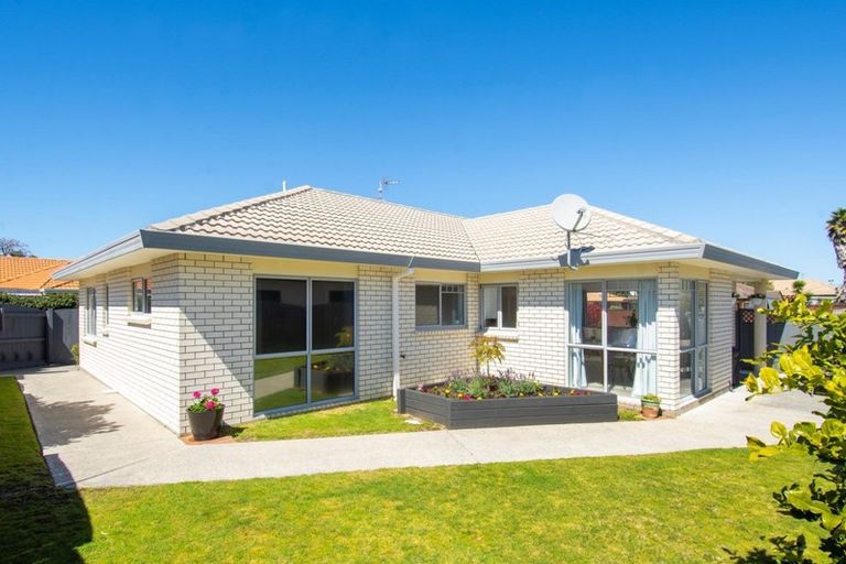 Photo of property in 64 Blake Boulevard, Papamoa Beach, Papamoa, 3118
