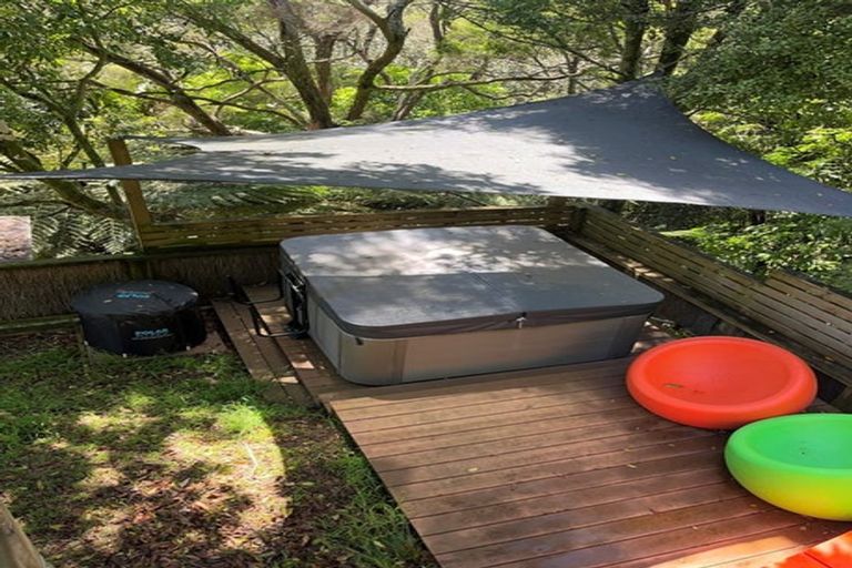 Photo of property in 3/27 Stanley Road, Glenfield, Auckland, 0629