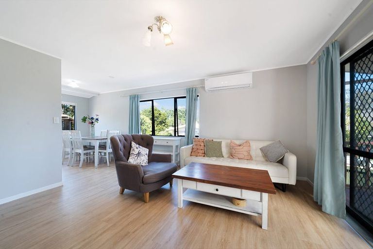 Photo of property in 1/76 Chilcott Road, Henderson, Auckland, 0612