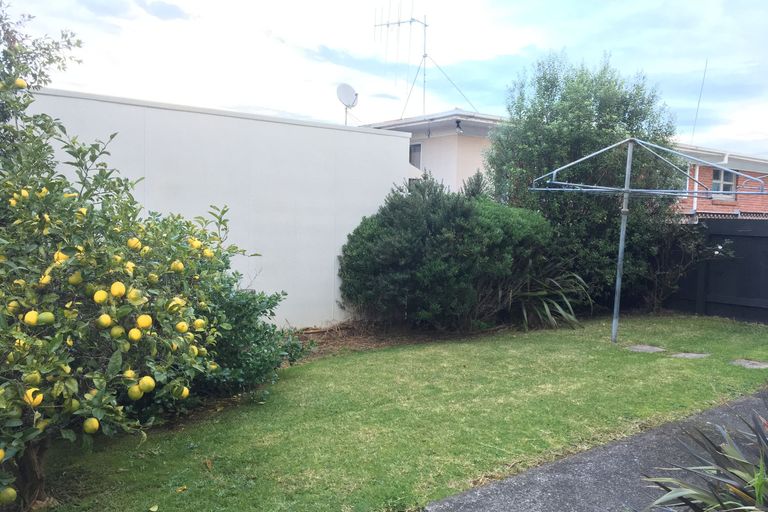 Photo of property in 43 Clark Road, Te Kamo, Kamo, 0112