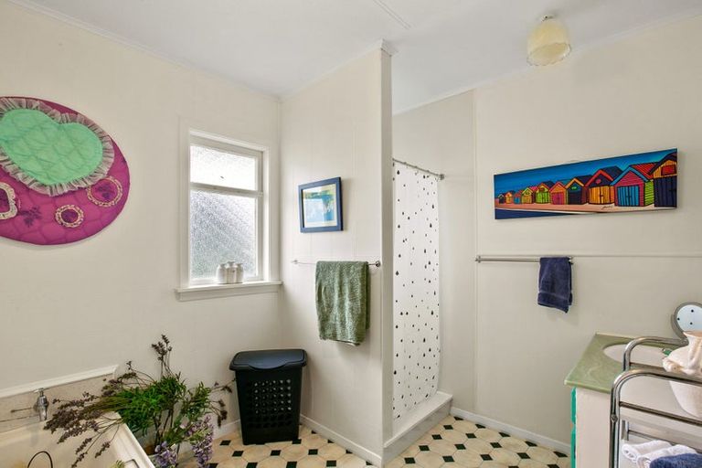 Photo of property in 92/1b South Road, Blagdon, New Plymouth, 4310