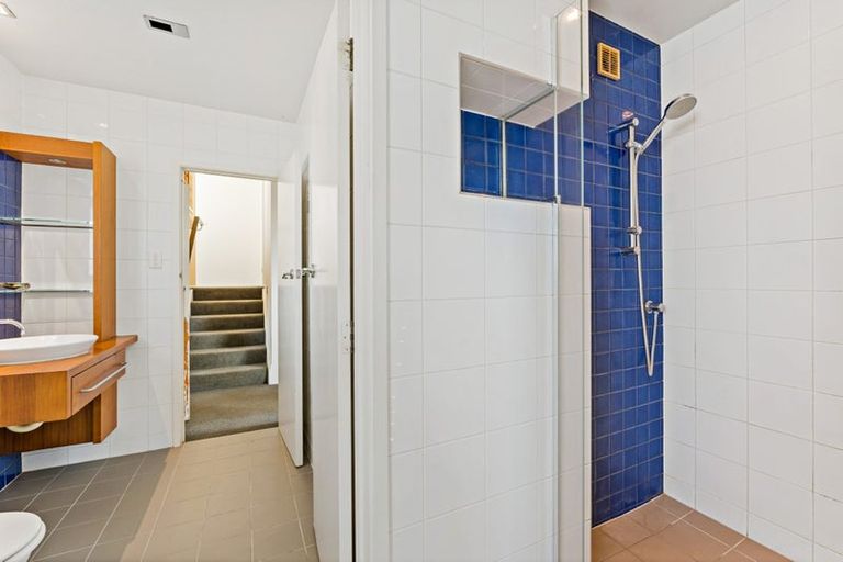 Photo of property in 603 East Coast Road, Browns Bay, Auckland, 0632