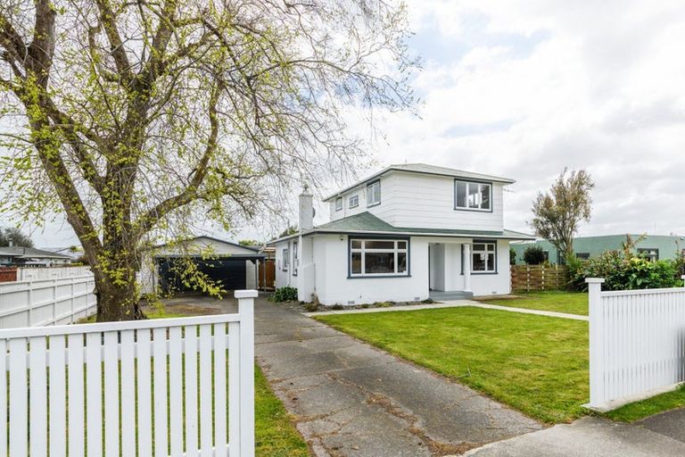 Photo of property in 33 College Street, Awapuni, Palmerston North, 4412
