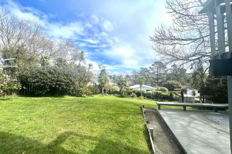 Photo of property in 16 Mawson Avenue, Torbay, Auckland, 0630