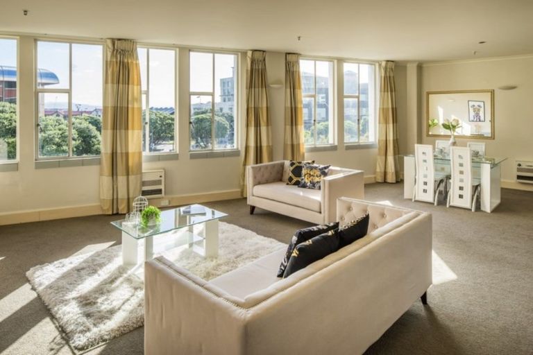 Photo of property in Civic Chambers Apartments, 7/25 Cuba Street, Te Aro, Wellington, 6011