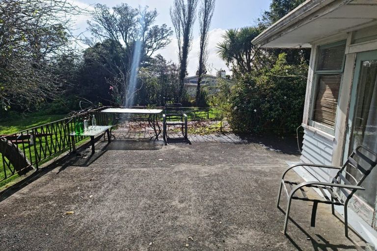 Photo of property in 13a Evans Road, Glen Eden, Auckland, 0602