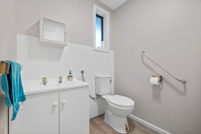 Photo of property in 2/91 Roberta Drive, Somerfield, Christchurch, 8024