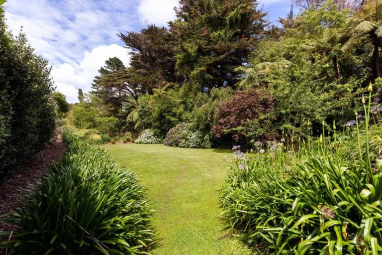 Photo of property in 73c Heta Road, Highlands Park, New Plymouth, 4312