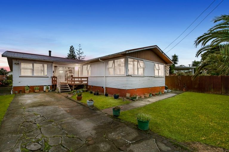 Photo of property in 7 Lynette Place, Mangere, Auckland, 2022