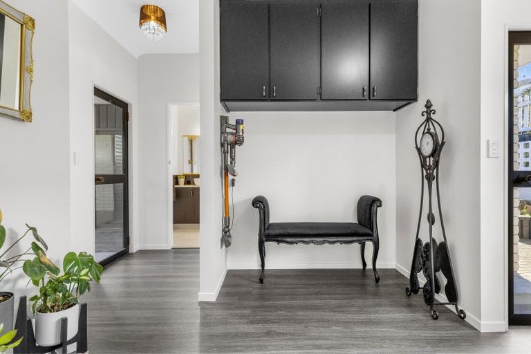 Photo of property in 62 Harvey Street, Waipahihi, Taupo, 3330