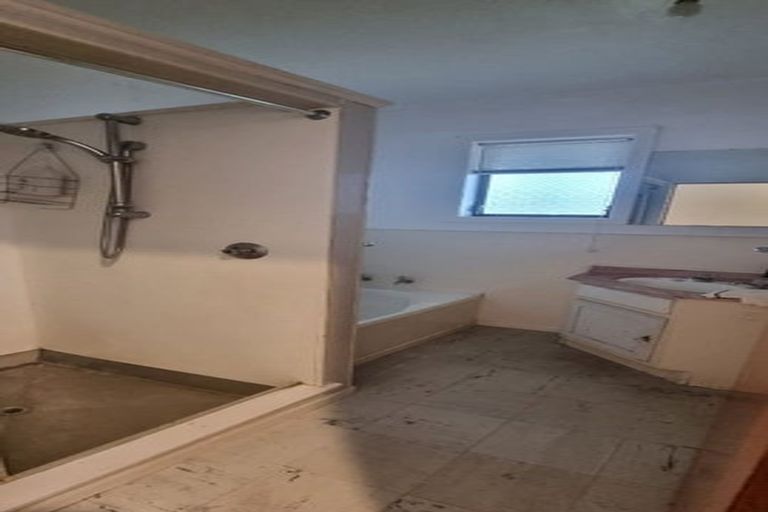 Photo of property in 10 Grierson Place, Pukekohe, 2120