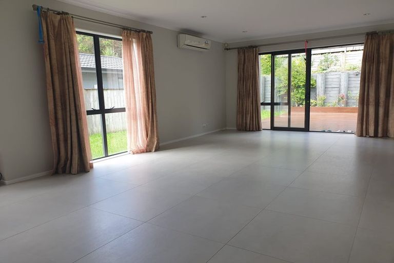 Photo of property in 47 Mackay Drive, Greenhithe, Auckland, 0632