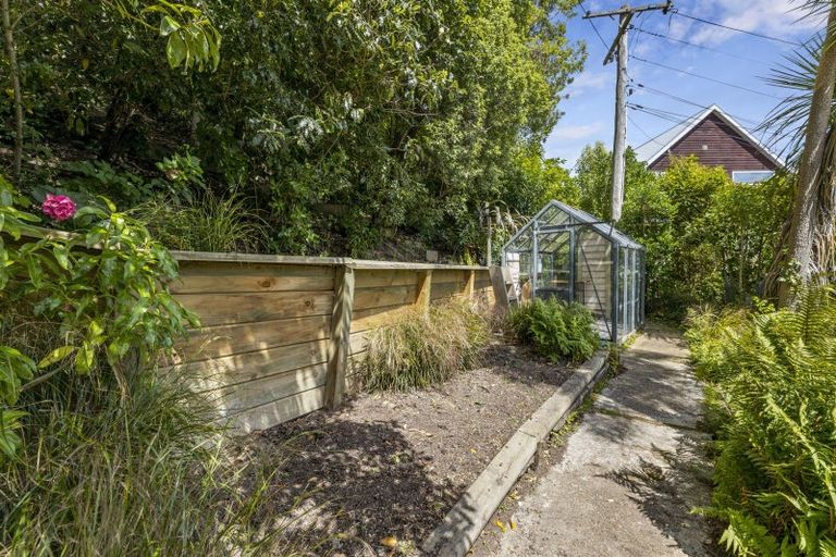 Photo of property in 43 Falcon Street, Kaikorai, Dunedin, 9010