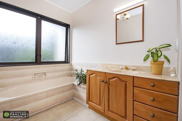 Photo of property in 23 Kotare Crescent, Maunu, Whangarei, 0110