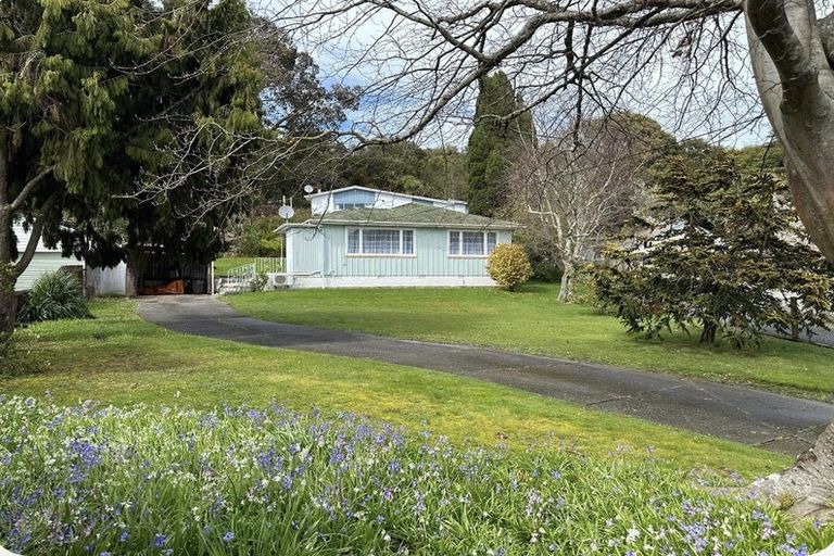 Photo of property in 16 Hawthorn Crescent, Stokes Valley, Lower Hutt, 5019