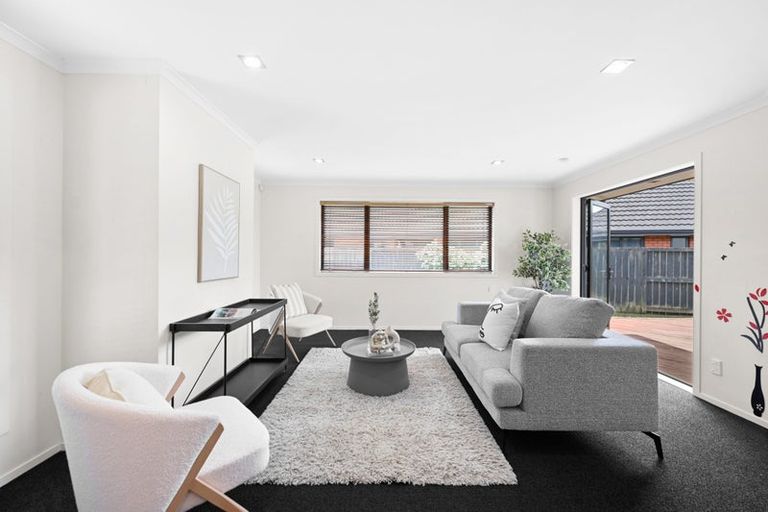 Photo of property in 99 Saint James Drive, Huntington, Hamilton, 3210