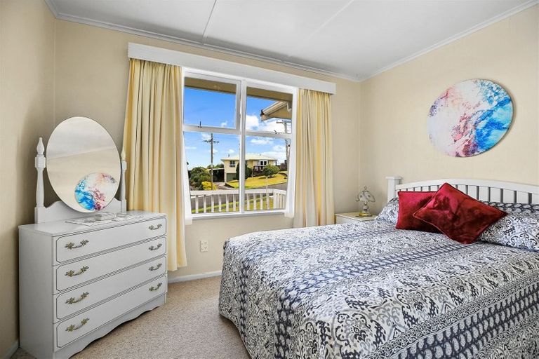 Photo of property in 148 Brunton Crescent, Thames, 3500