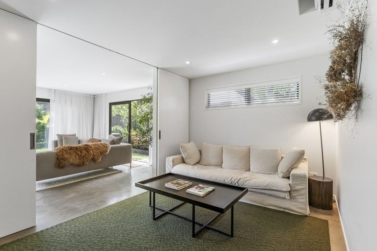 Photo of property in 35a Montgomery Avenue, Belmont, Auckland, 0622