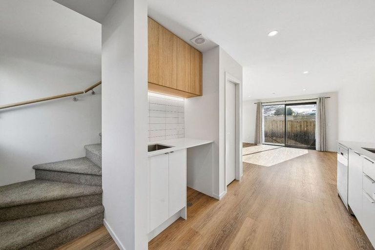 Photo of property in 9/63 Hyde Street, Wainuiomata, Lower Hutt, 5014