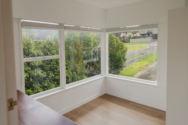 Photo of property in 3/12 Nile Road, Milford, Auckland, 0620