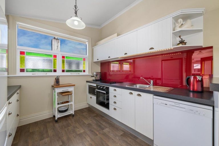 Photo of property in 25 Hampden Street, Picton, 7220