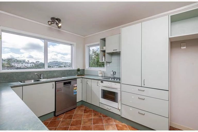 Photo of property in 14 Old Coach Road, Johnsonville, Wellington, 6037