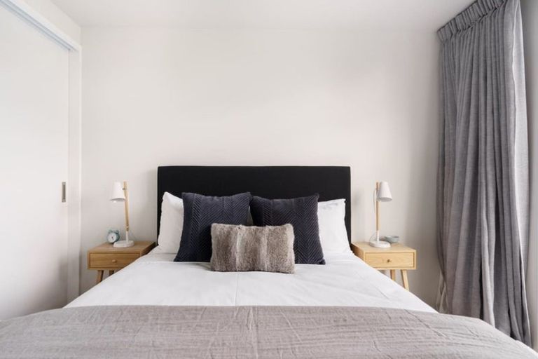Photo of property in 2/22 Peterborough Street, Christchurch Central, Christchurch, 8013