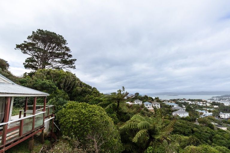 Photo of property in 32 Highbury Road, Highbury, Wellington, 6012