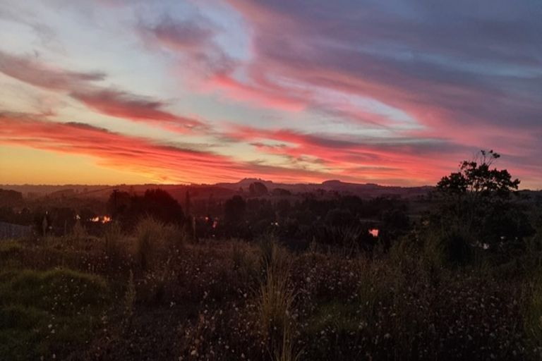 Photo of property in 30 Te Puea Avenue, Meremere, Mercer, 2474