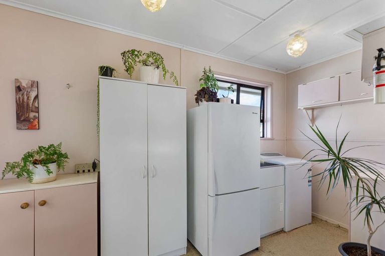 Photo of property in 41 Clyde Crescent, Roslyn, Palmerston North, 4414