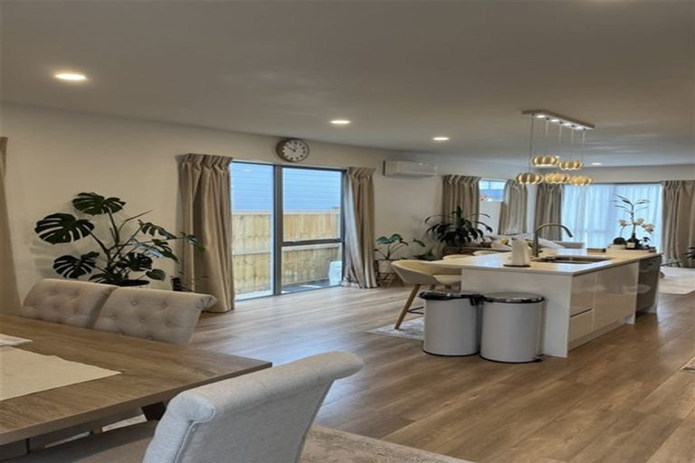 Photo of property in 81 Bellbird Street, Papakura, 2110