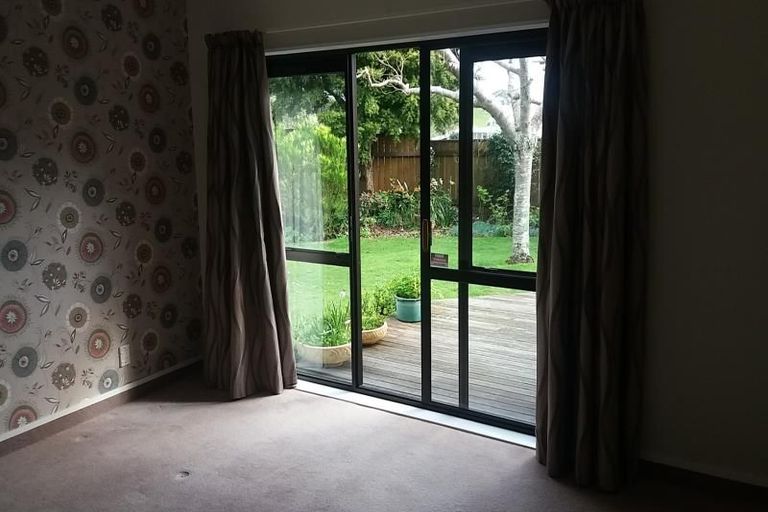 Photo of property in 116 Belvedere Avenue, Waikanae, 5036