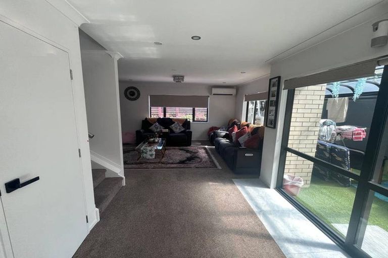 Photo of property in 160a Browns Road, Manurewa, Auckland, 2102