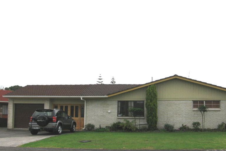 Photo of property in 18 Ti Nana Crescent, Henderson, Auckland, 0610