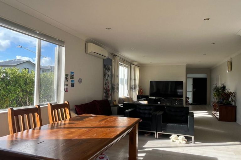 Photo of property in 1 Papango Street, Stonefields, Auckland, 1072