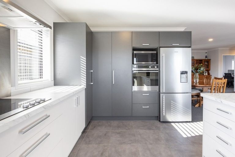 Photo of property in 1 Drake Crescent, Awatoto, Napier, 4110